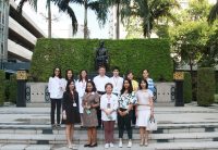 เช้าวันพุธที่ 22 กรกฎาคม 2563 รศ.ดร.นพ.ปิยะวัฒน์ โกมลมิศร์ พร้อมด้วย พญ.เกศรินทร์ ถานะภิรมย์ นพ.ศุภพัชญ ศรีภูษณาพรรณ และเจ้าหน้าที่ศูนย์ความเป็นเลิศทางการแพทย์ด้านโรคตับ ร่วมสักการะศาลพระภูมิประจำโรงพยาบาลจุฬาลงกรณ์ สภากาชาดไทย  พร้อมวางแจกันดอกไม้ถวายราชสักการะพระบรมรูป พระบาทสมเด็จพระจุลจอมเกล้าเจ้าอยู่หัว รัชกาลที่ 5  ณ ศาลาทินทัต  และถวายสักการะพระบรมราชานุสาวรีย์พระบาทสมเด็จพระปรเมนทรมหาอานันทมหิดล พระอัฐมรามาธิบดินทร  ณ พระบรมราชานุสาวรีย์ รัชกาลที่ 8 อาคาร อปร คณะแพทยศาสตร์ จุฬาฯ เพื่อความเป็นสิริมงคล